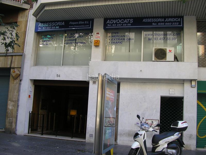 Foto c233ae7d-4cbe-4036-82c0-d55cd47851c8. Location bureau dans carrer de la indústria 94 dans Barcelona