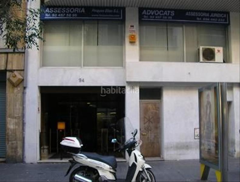 Foto fe0c0d4b-20c9-4d02-9ebf-cc6fcdc70893. Location bureau dans carrer de la indústria 94 dans Barcelona