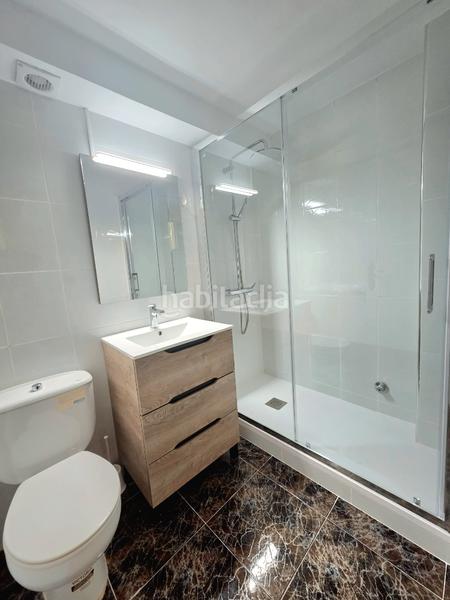 Foto f37ead92-0b79-48af-852f-772a657d82c7. Location rez-de-chaussée avec chauffage dans Porta Barcelona