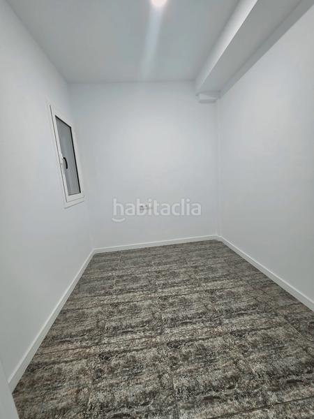 Foto 0f38d609-3ab2-4627-9c5c-8c4c13896bf1. Miete erdgeschoss mit heizung in Porta Barcelona