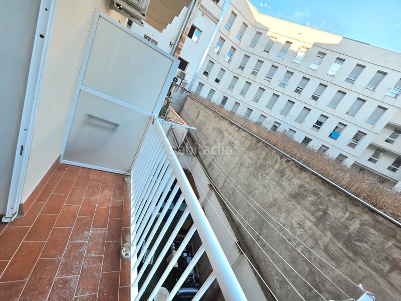 Foto bd2b936f-b71a-4e76-8716-24256603b480. Miete erdgeschoss mit heizung in Porta Barcelona