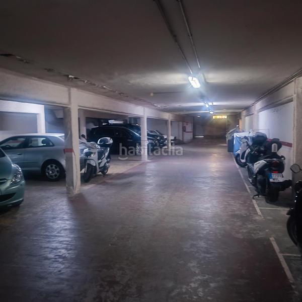 Foto f5cca04c-3a4e-4fd2-8f90-9414a33ea0bb. Parking voiture dans carrer de ríos rosas 22 dans Putget - Farró Barcelona