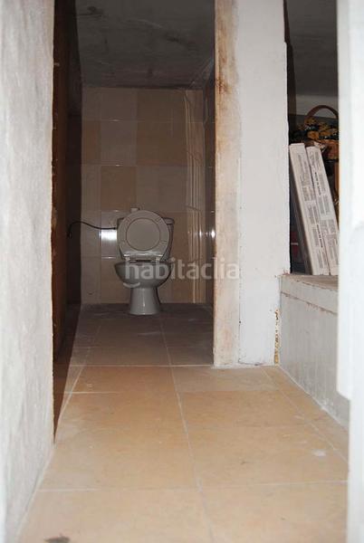 Foto e784b256-5fc2-430a-b445-c015d2e4fb84. Local comercial en travesía pico de ori 5 en Milagrosa Pamplona / Iruña