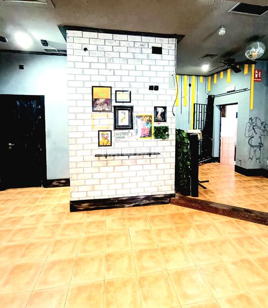 Foto a7cfa483-68fa-4203-99dd-d3b91dce8f42. Rent business premise in calle arrabal 21 in Villaluenga de la Sagra