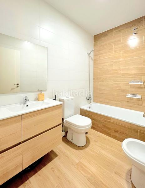 Foto 1e84780d-387a-4aec-898e-cea3311461bc. Reihenhaus in calle países bajos 43 in Yuncos