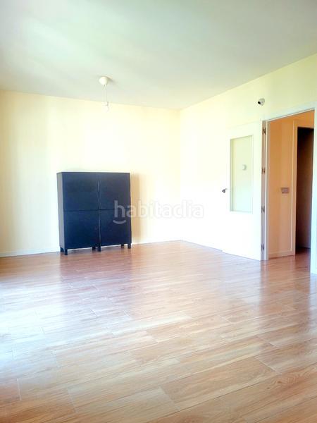 Foto 2e5b99cf-15f5-447b-b281-61c2858194fe. Reihenhaus in calle países bajos 43 in Yuncos