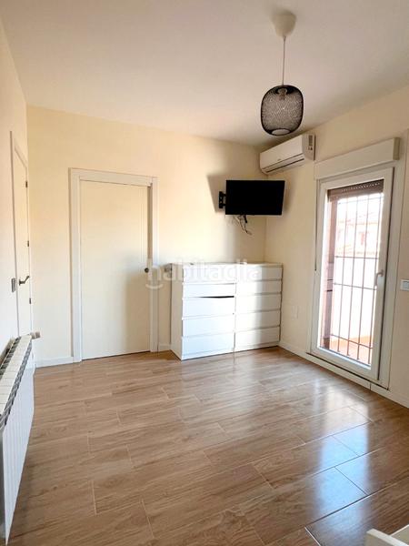 Foto 3c85b6de-d13b-47ba-a53b-e285a992e0fb. Reihenhaus in calle países bajos 43 in Yuncos