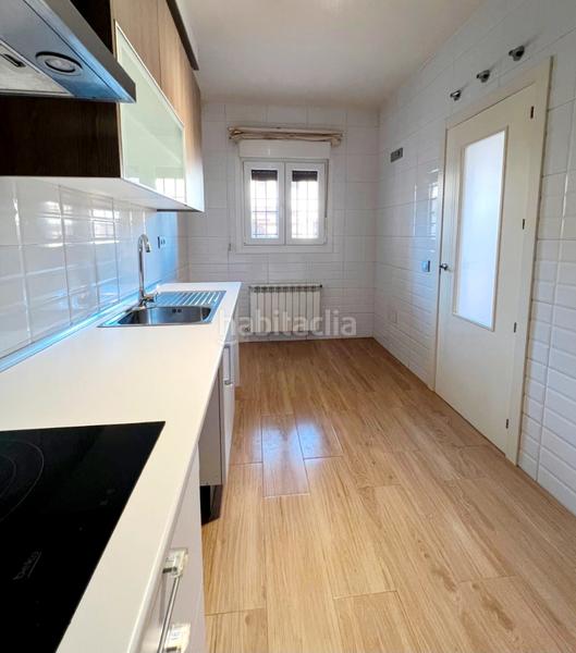 Foto a4f8cf2d-b093-4129-bd9f-a1ddaaaf2fa4. Reihenhaus in calle países bajos 43 in Yuncos