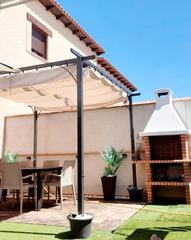 Casa adossada a Calle países bajos 43. Precioso chalet adosado en yuncos (toledo)