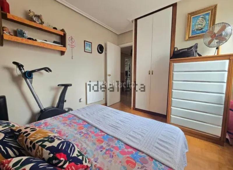 Foto 2a72721f-aa1c-4be6-b1ce-3a9a995c34c5. Appartement avec chauffage parking dans La Calzada Gijón