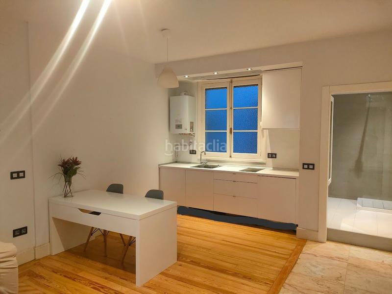 Foto e13e7ec8-6413-43b5-8475-2ca5ffa30c84. Alquiler piso  en alquiler en Centro playa, 1 dormitorio. en Gijón