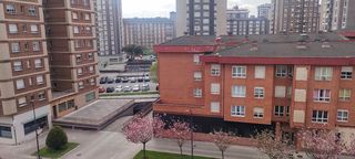 Pis  Puerto leitariegos. Piso en venta en polígono, 3 dormitorios.