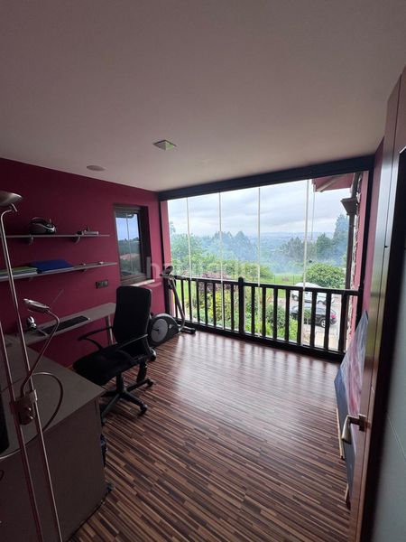 Foto 488e9b80-e327-47f0-a62f-b385867a44c5. Xalet amb calefacció aparcament a Cabueñes Gijón