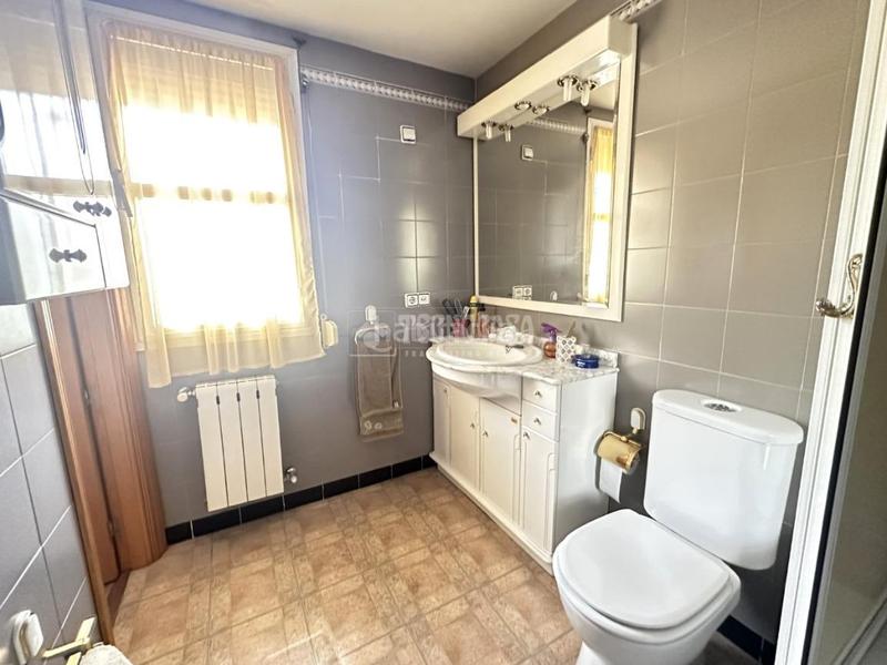Foto 15888b2d-5303-4b29-b532-7eba5bc8104b. Casa pareada casa en venta en Norte-Universidad Móstoles