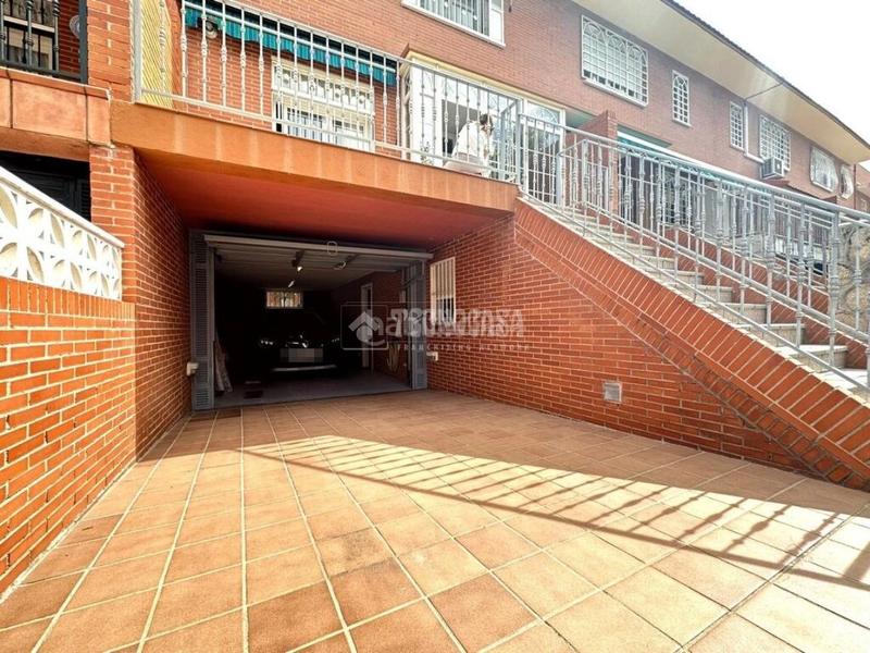 Foto c2ce5ed0-4c3e-44bd-be10-27c763706220. Casa pareada casa en venta en Norte-Universidad Móstoles