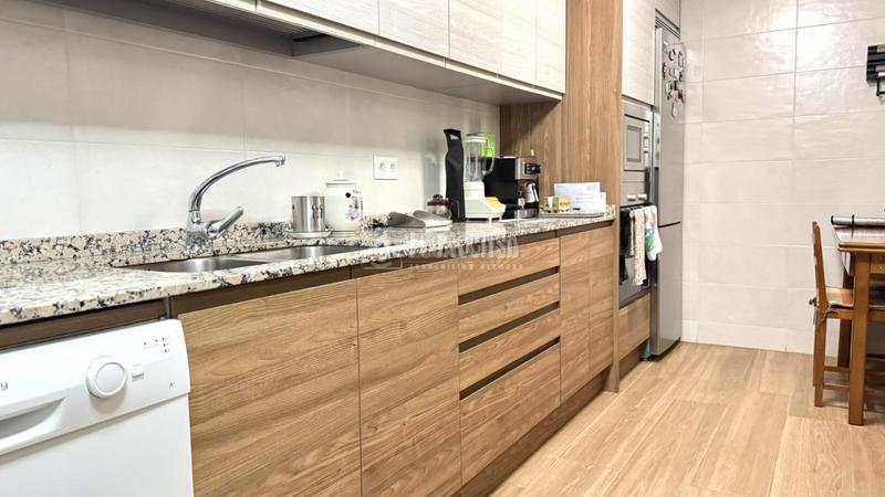 Foto abf21f43-373b-4745-a315-ec24fcb39d27. Pis amb calefacció a Buena Vista Madrid