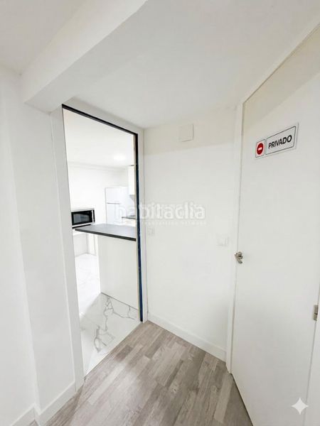 Foto 41636786-7892-4bab-827c-59bd54b85910. Local comercial a Buena Vista Madrid