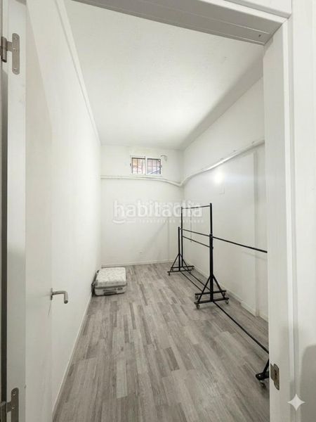 Foto 56745543-40f1-4fe3-b686-1f95e640c256. Local comercial a Buena Vista Madrid