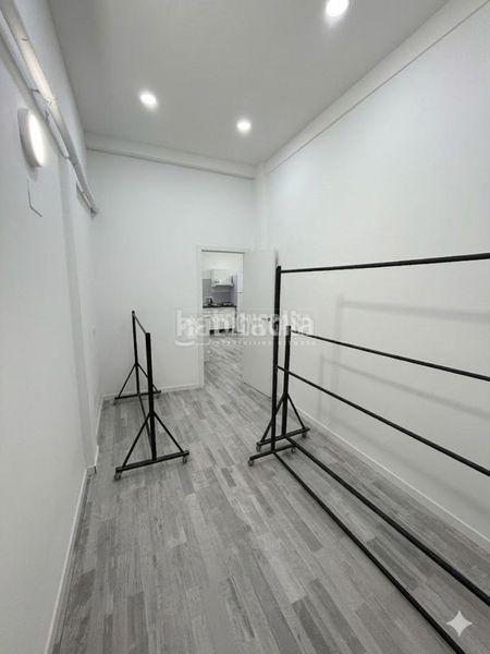 Foto 8abeb7fc-ea24-41f6-a91b-89eff12bcf1e. Local comercial a Buena Vista Madrid