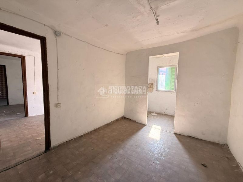 Foto c0c556a2-e1b7-4c49-b855-a8b21aa866da. Casa  en venta en Buena Vista Madrid