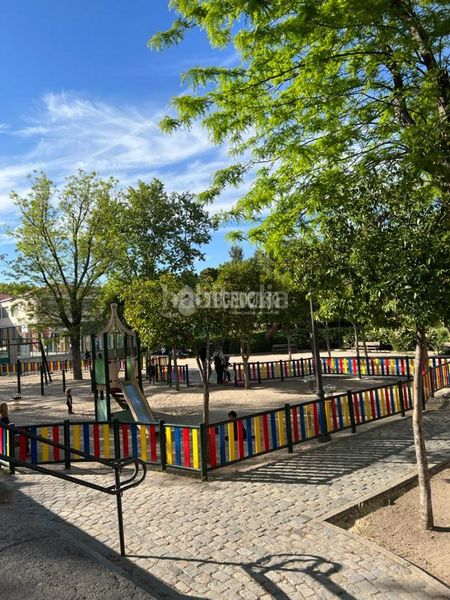 Foto c1de15a8-115f-4328-bc07-9a705daf50fa. Pis amb terrassa a Buena Vista Madrid
