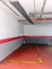 Miete Autoparkplatz in Cortes-Huertas. Boxplaza de garaje en alquiler en madrid
