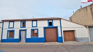 Maison  N/a. Casa de planta baja , con cochera hasta el patio, gran patio y l