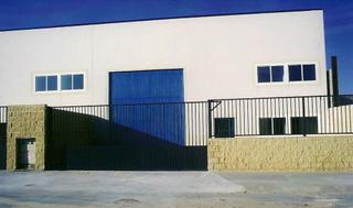 Miete Fabrikhalle in Monte boyal. Nave industrial en alquiler en casarrubios del monte, 2 dormitor