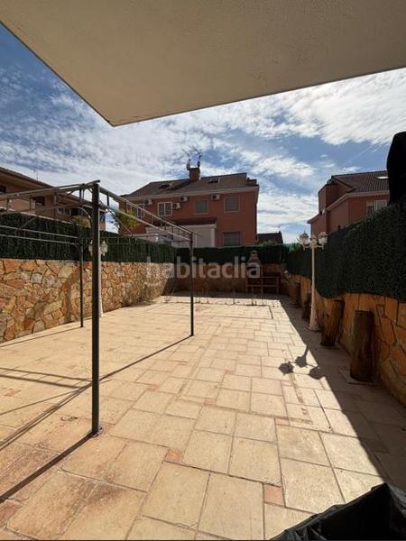Foto e54958d1-f88f-48c3-8c24-96d01612dc0e. Casa adossada a paseo de Móstoles 111 a Parque Coimbra Móstoles