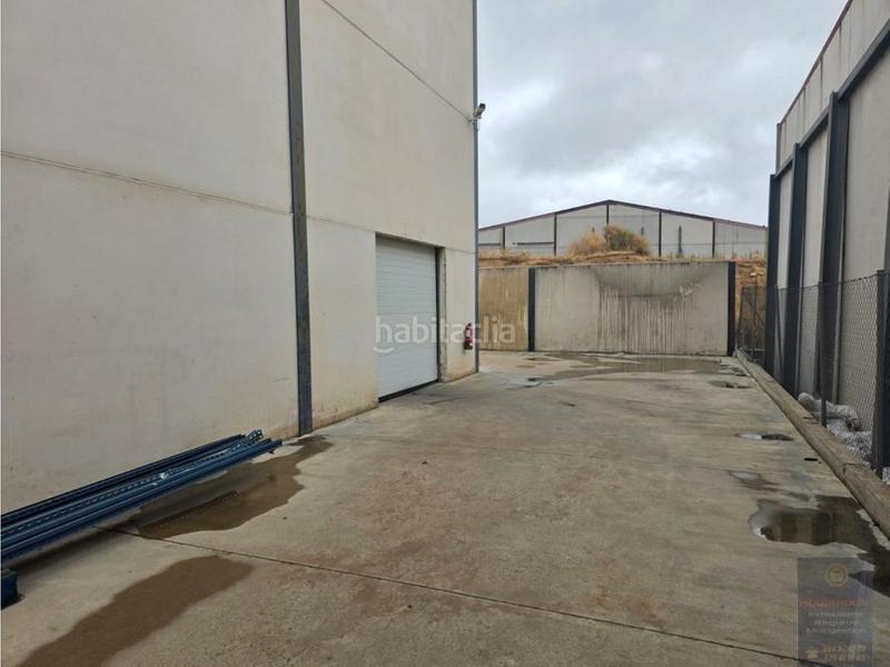 Foto 17fe3720-8d2b-47ef-bb72-6bf9aa37b062. Rent industrial building in de las retamaas in Casarrubios del Monte