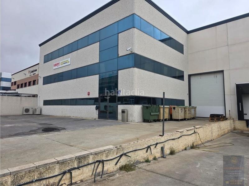 Foto 2bdc0b0f-86d1-4fdd-9b90-18a6055dfe4d. Rent industrial building in de las retamaas in Casarrubios del Monte