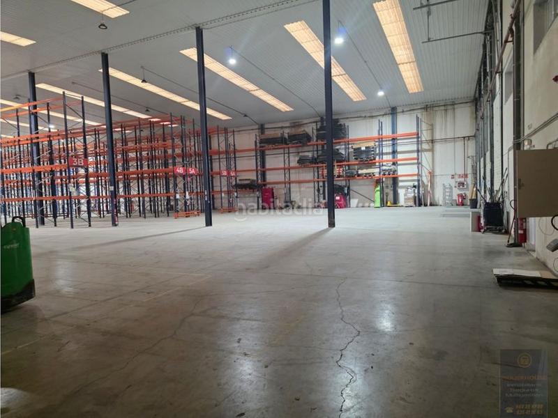 Foto f045c87b-3fa2-4518-b9c6-3a075dae763c. Rent industrial building in de las retamaas in Casarrubios del Monte