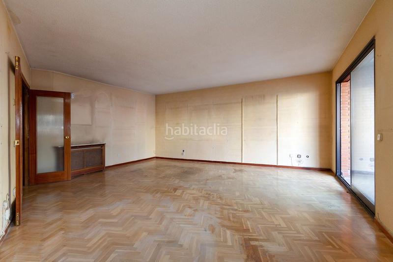 Foto bddd5ce6-ca65-44ef-a574-63eecff97bb9. Etagenwohnung mit heizung parking in Castilla Madrid