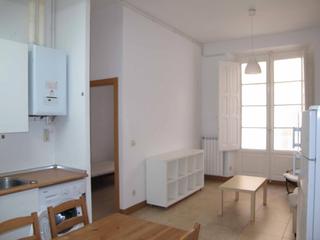 Location Appartement  Calle coso bajo. Céntrico apartamento amueblado en coso bajo