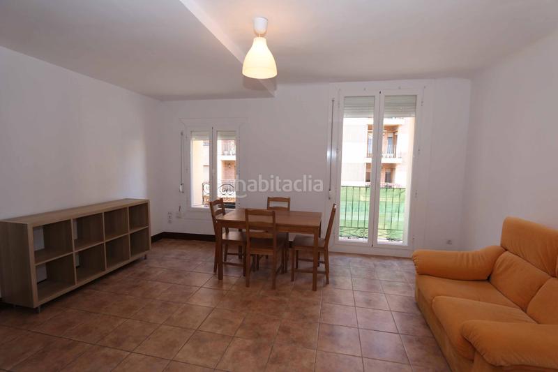 Foto b5f07d05-524f-460a-99fa-7f1a2226d2ac. Rent flat with heating in Casco Antiguo Huesca