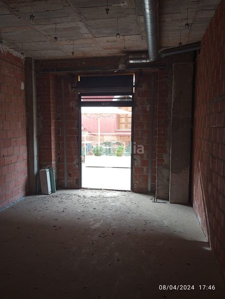Foto 4bb49757-64dc-4a6f-8a39-ea06d86add7e. Rent business premise in calle doctor arcas meca 1 in Lorca