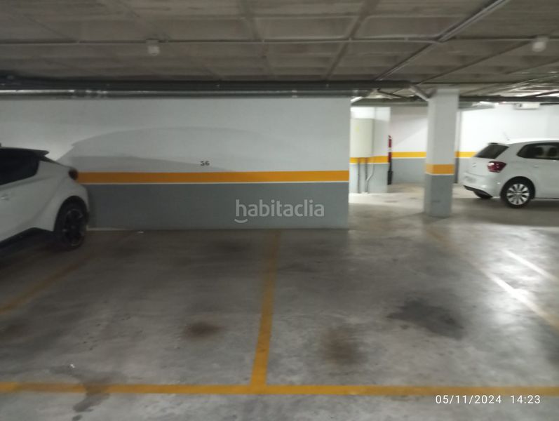 Foto c383ec24-c9ef-4383-81d7-75e8e1f1f882. Location parking voiture dans avenida Juan Carlos I 84 dans Murcia
