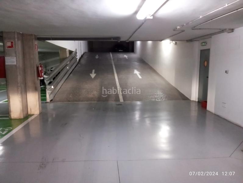 Foto 2b2346bb-55cf-485e-9af7-239beff50f9c. Location parking voiture dans calle abenarabi 32 dans Murcia