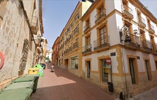 Location Parking moto à Calle don juan ii 1a. Plaza de moto casco histórico lorca