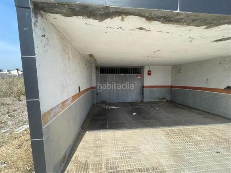 Foto 6422e43d-1077-4ca2-92a0-48556da1c682. Aparcament cotxe a Rafalafena Castellón de la Plana