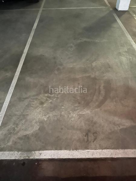 Foto 6ed8cad1-7eef-47dc-ae9e-32c4bc71c801. Car parking in Pueblo Benicasim / Benicàssim