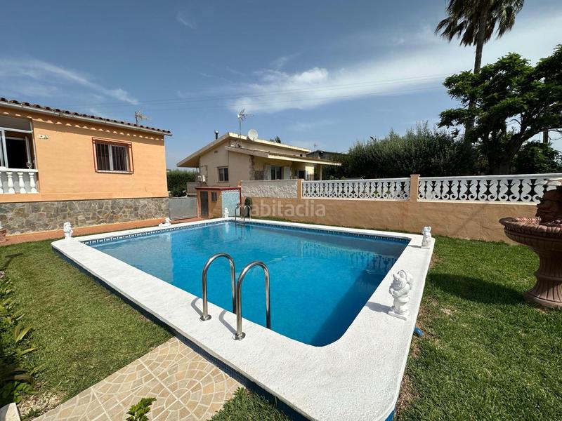 Foto ed164bfc-3ae8-4b1a-8688-d7f9b0c2dc12. Xalet amb calefacció piscina a El Grao Castellón de la Plana