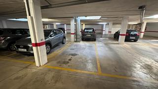 Aparcament cotxe  Calle joanot martorell
