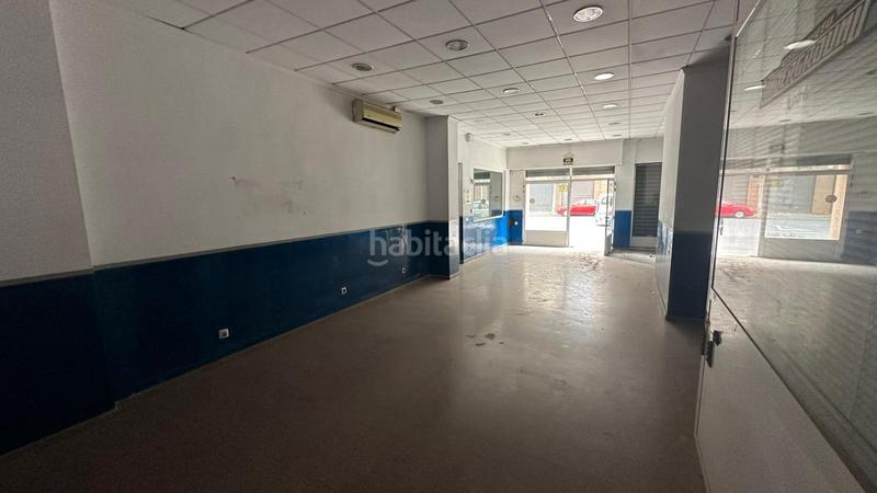 Foto ef0572dd-10c6-4378-990f-4b81857cf9ba. Local comercial a Avenida de Valencia - Avenida de Casalduch Castellón de la Plana