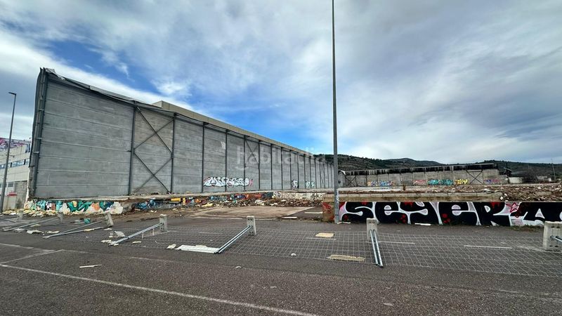 Foto 299507c4-a1e6-4f9d-8c2c-5350d39468d8. Nau industrial a Centro Oropesa del Mar