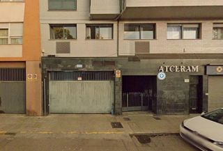 Aparcament cotxe a Hospital - Plaza del Real. Plaza de parking