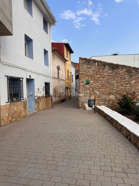 Foto b58899b9-474a-49d0-9c7b-b07b7ff21193. Casa adossada a Benlloc