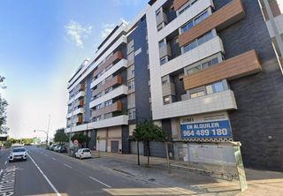 Aparcament cotxe  Avenida de los hermanos bou. Plazas de parking