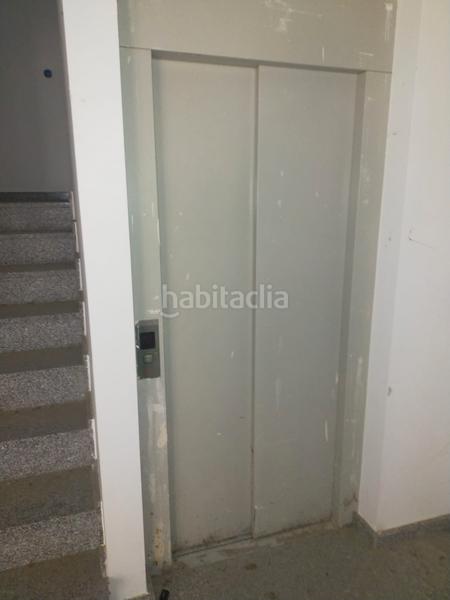 Foto 9d11363b-ce41-4c65-9d0e-bd282a43e1a7. Edifici a Muela (La)