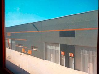 Bâtiment à usage industriel à Cartuja Baja. Ultimas naves en venta